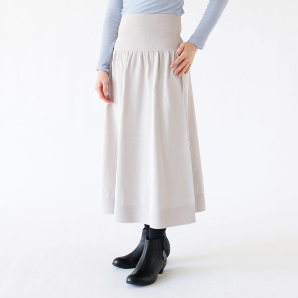 1年を通して着用いただけます