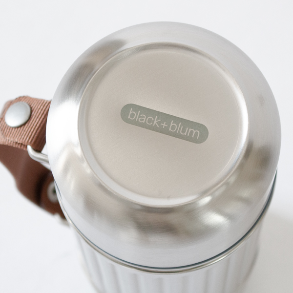 2つのカップを備えた大容量モデル