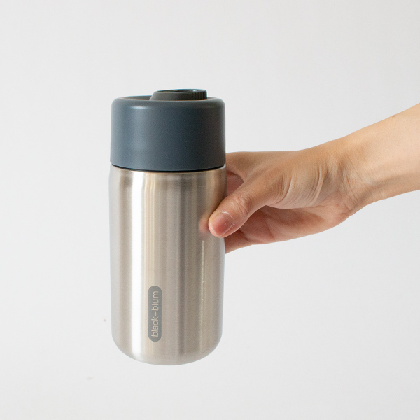 コンパクトで持ち運びしやすいのに機能的