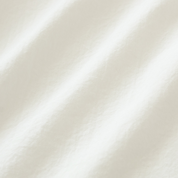 丁寧なヴィンテージ加工を施した綿100%のポプリン(WHITE)