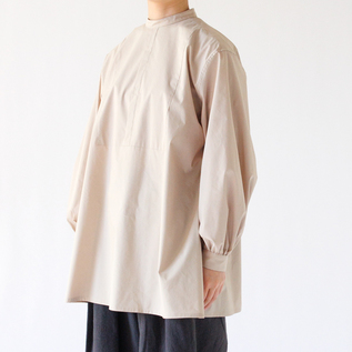 身長163cm・BEIGE 身長163cm・BEIGE