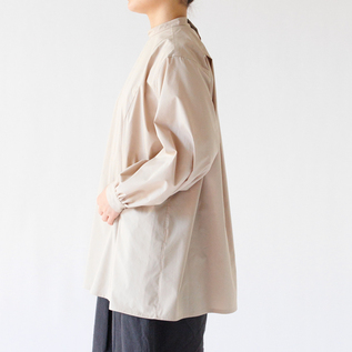身長163cm・BEIGE 身長163cm・BEIGE