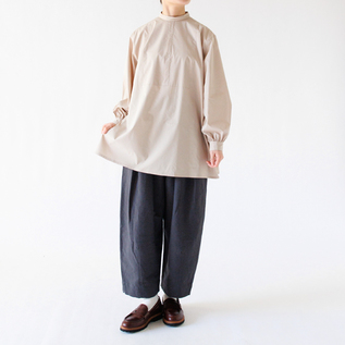 身長163cm・BEIGE 身長163cm・BEIGE