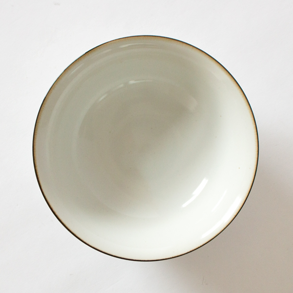 Bowl 200mm ボウル(Edged White) Bowl 200mm ボウル(Edged White)