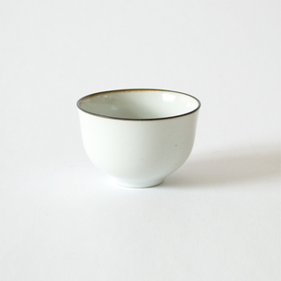 Edged White（フチサビ）