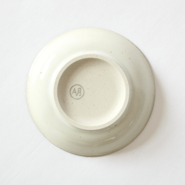 Edged White（フチサビ）