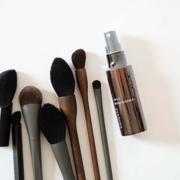 日々使うことで、ブラシが綺麗に長持ちします 日々使うことで、ブラシが綺麗に長持ちします