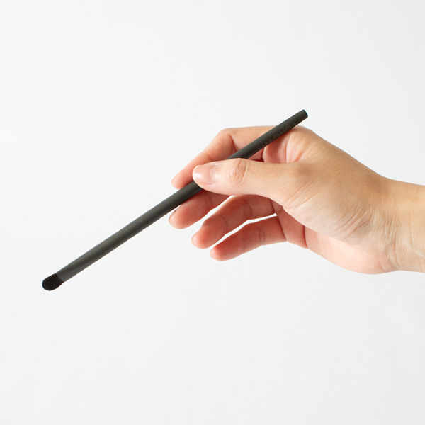 コントゥールアイブラッシュ