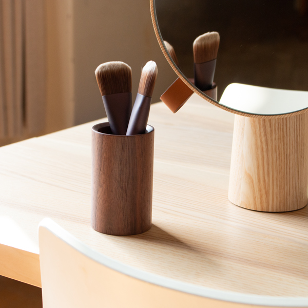 隠さなくてよいので、すぐ手に取れる場所に保管できます 隠さなくてよいので、すぐ手に取れる場所に保管できます