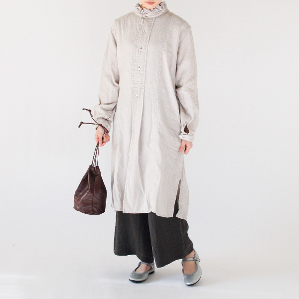 身長160cm・GREIGE