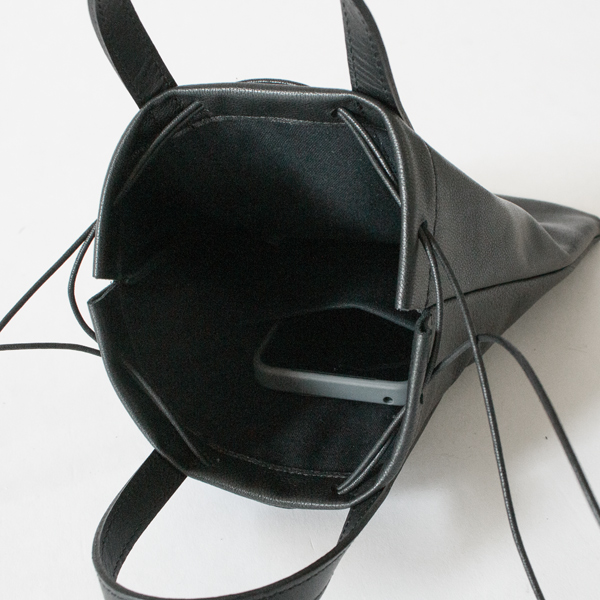 内ポケットが一つ付いています