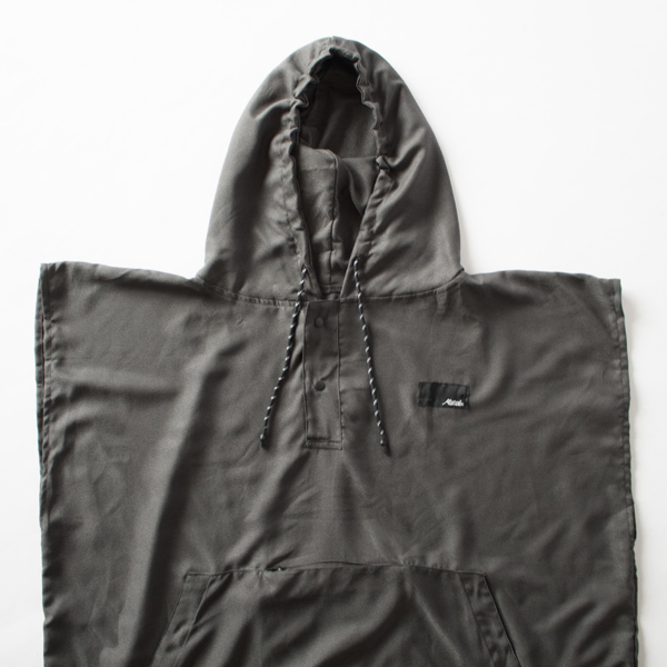 パッカブルポンチョ(チャコール)