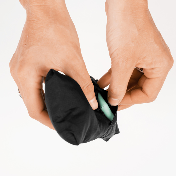 耳栓を入れるポケット