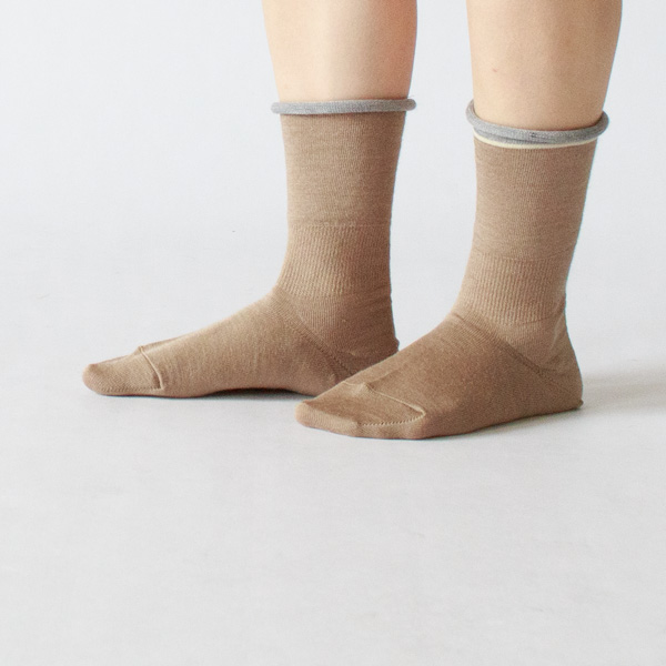 リネン・ロールトップクルー レディースソックス(ベージュ)