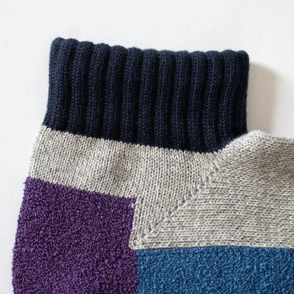 締め付けずにズレにくい(L.グレー×ブルー)