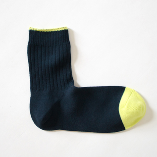 WOMEN COTTON RIB MIDDLE CREW SOCKS