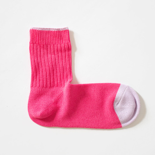 WOMEN COTTON RIB MIDDLE CREW SOCKS