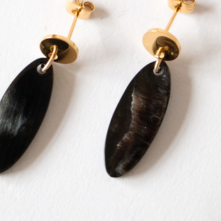 Horn Earrings(oval) Horn Earrings(oval)