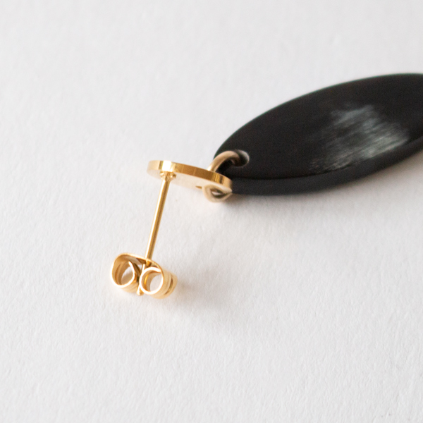 Horn Earrings(oval) Horn Earrings(oval)