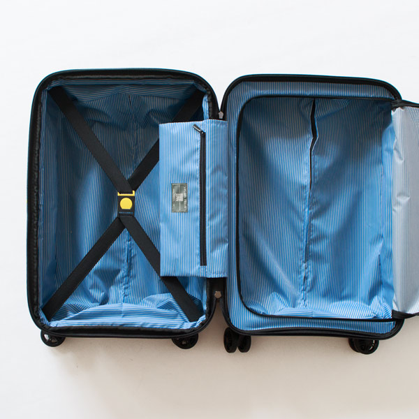 裏地は取り外し可能で洗濯機で丸洗い可能