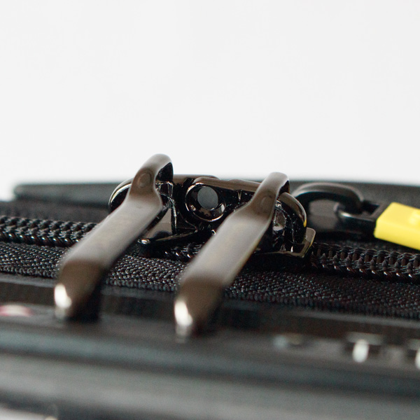 二重ファスナー