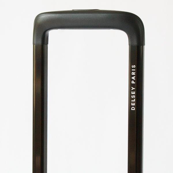 ハンドル部分にもロゴがあります