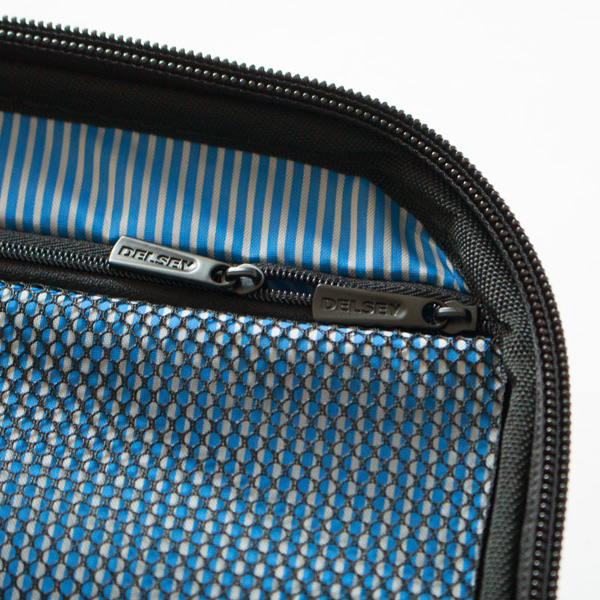 メッシュポケット