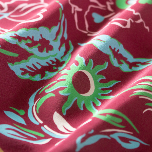 色柄が素敵なMANTERO