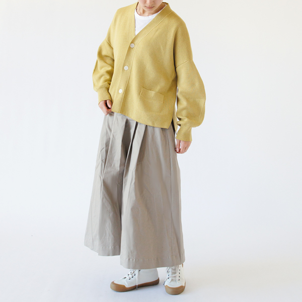身長163cm・BEIGE
