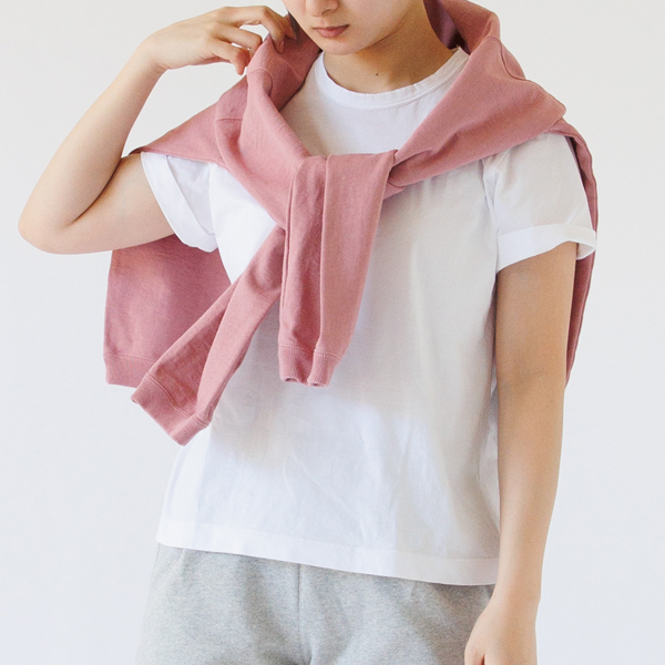 肩に巻いて差し色に(Old Raspberry)