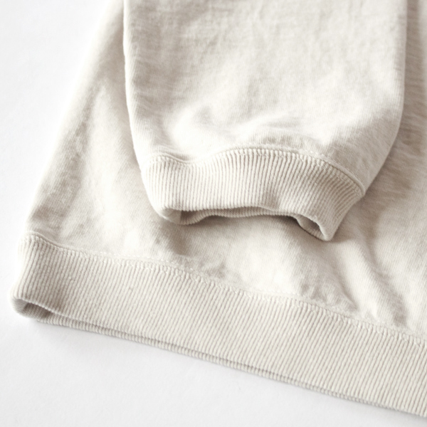 厚い生地の縫製は職人の技術が問われます