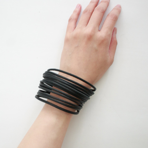 レザーブレスレット(Black) レザーブレスレット(Black)