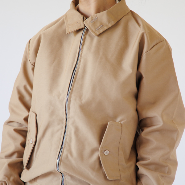 英国定番の正統派ハリントンジャケット 英国定番の正統派ハリントンジャケット