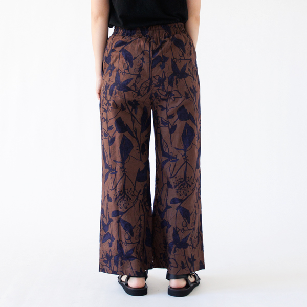 身長163cm・BROWN 身長163cm・BROWN