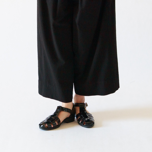 素足、ソックス合わせで3シーズン活躍する万能な一足 素足、ソックス合わせで3シーズン活躍する万能な一足