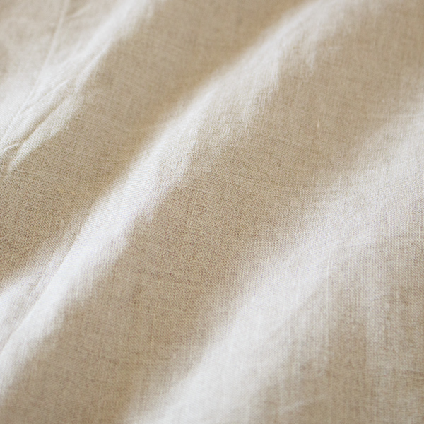 たて糸・よこ糸ともにリネン100%(KINARI) たて糸・よこ糸ともにリネン100%(KINARI)