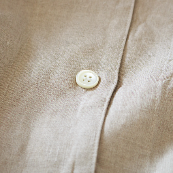 貝ボタンを使用(KINARI) 貝ボタンを使用(KINARI)