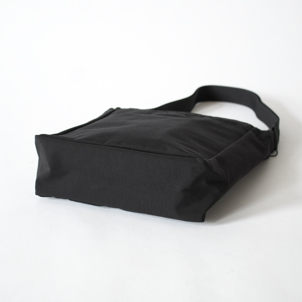 ショルダーバッグ WALKIES SHOULDER(BLACK)