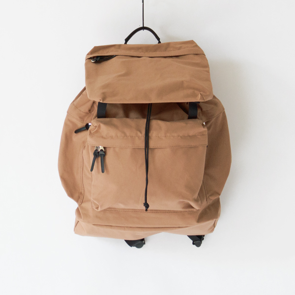 バックパック MULTI POCKET PACK(MOCHA)