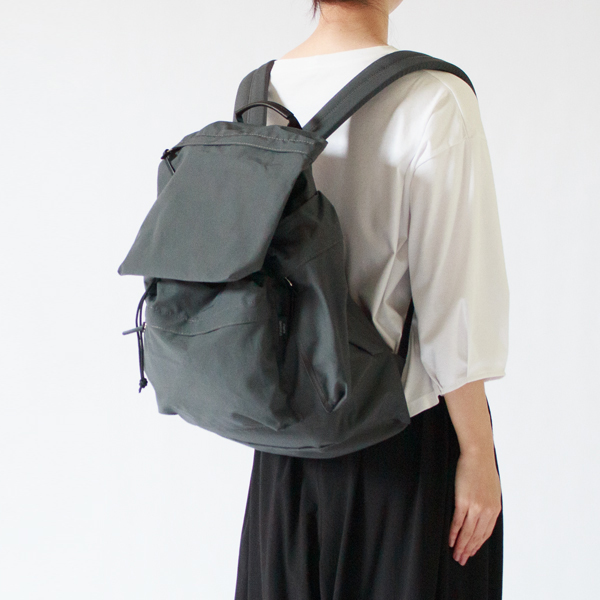 バックパック MULTI POCKET PACK(STEEL GREY)