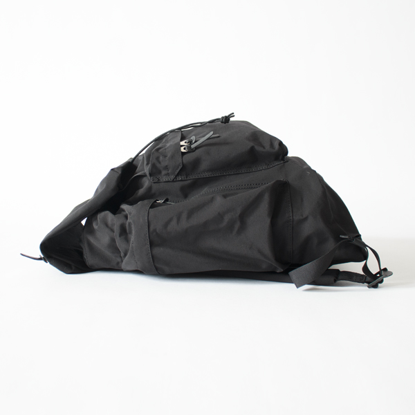 バックパック MULTI POCKET PACK(BLACK)