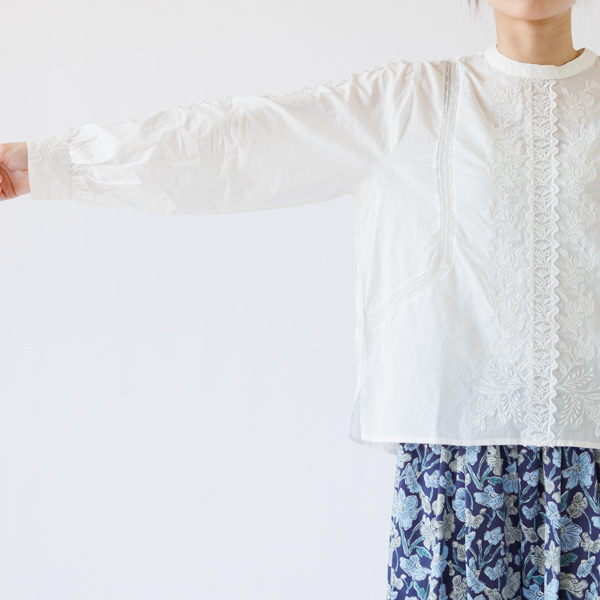 身幅にゆとりがあります(261-2042-WHITE) 身幅にゆとりがあります(261-2042-WHITE)