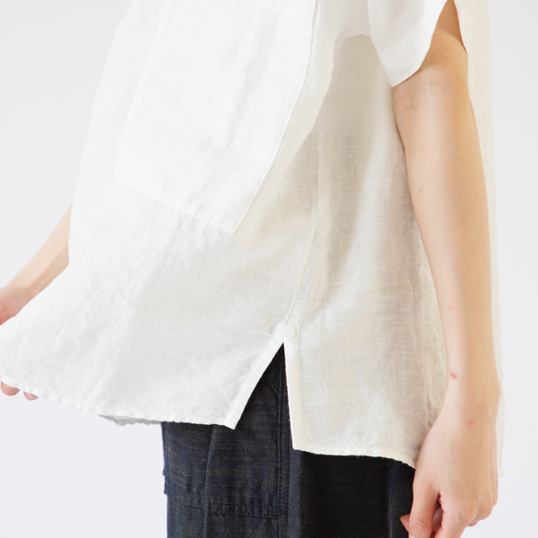 裾にスリット 裾にスリット