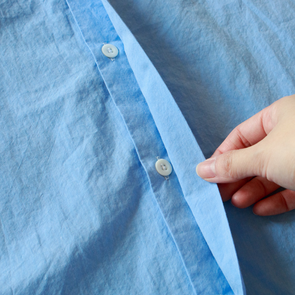 比翼仕立てのフロント