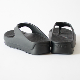 リカバリーサンダル W-FLIP SHARK BLACK／TELIC（テリック）｜愛着を