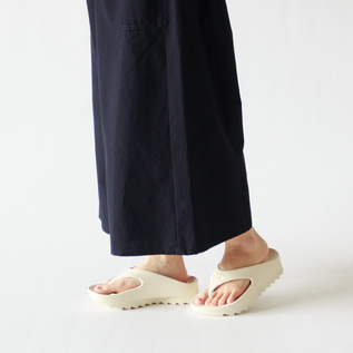 リカバリーサンダル W-FLIP SHARK IVORY／TELIC（テリック）｜愛着を