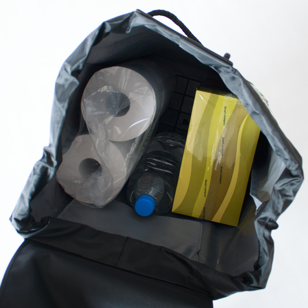 容量は約36L。大きなスーパー袋2.5個分