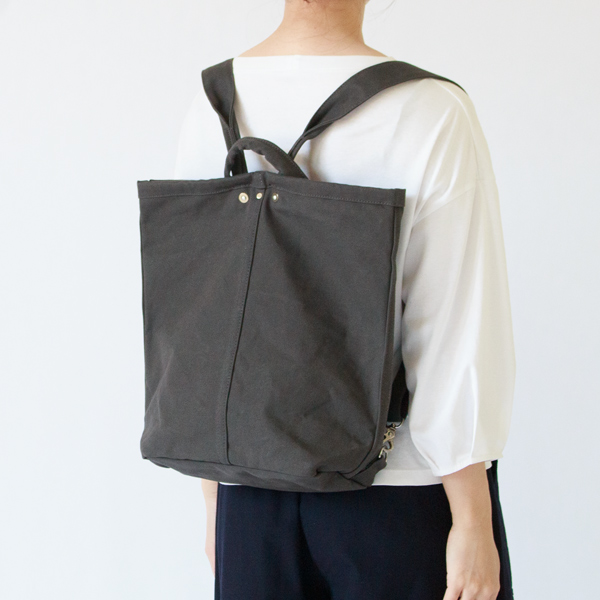 身長156cm(CHARCOAL GRAY)