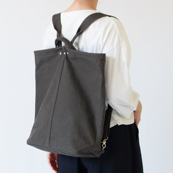 身長156cm(CHARCOAL GRAY)