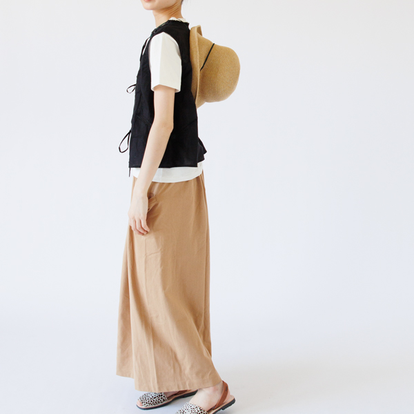 ストッパー付きのコードタイプは、首からかけることもできます